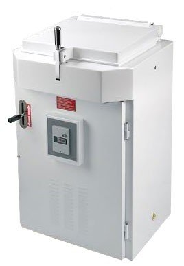 Spezzatrice semiautomatica idraulica quadra